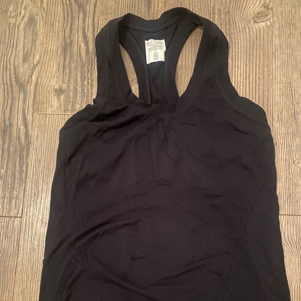 Athleta performance top